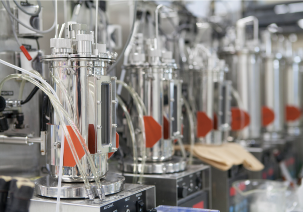 バイオものづくり共創研究拠点 活動イメージ02